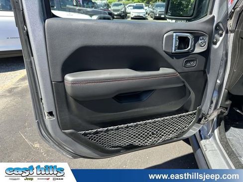 Used 2021 Jeep Wrangler Unlimited Rubicon AWD/4WD image 12