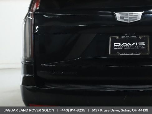 Used 2022 Cadillac Escalade Sport Platinum w/ LPO, ONYX Package AWD/4WD image 45