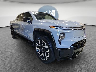 Used 2025 Chevrolet Silverado EV RST