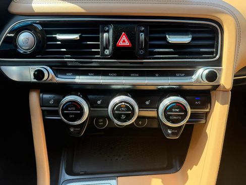 Used 2022 Genesis G70 2.0T w/ Prestige Package AWD/4WD image 26