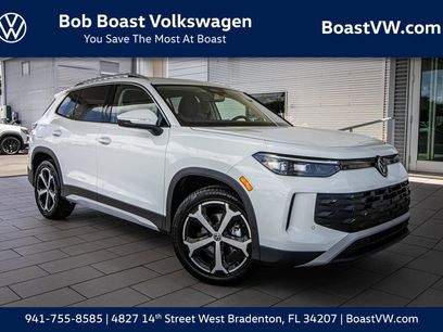 New 2026 Volkswagen Tiguan SE