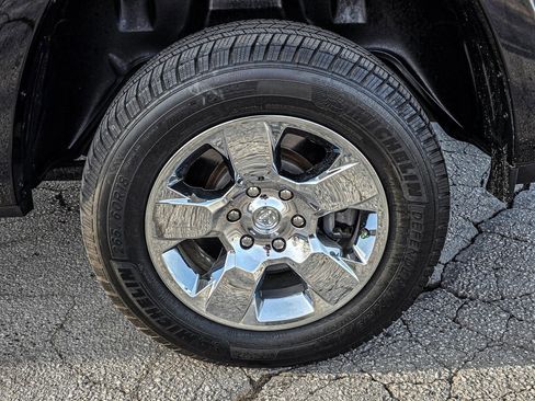 Used 2020 RAM 1500 Laramie image 10