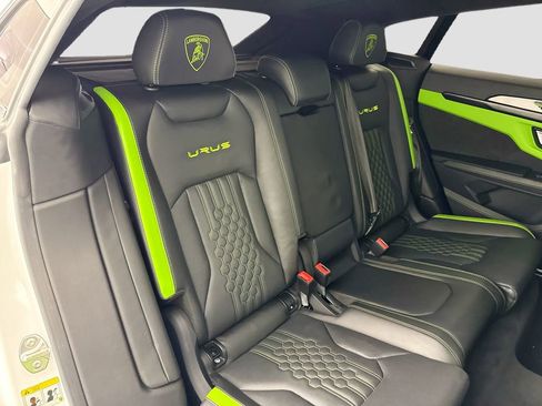 Used 2023 Lamborghini Urus S AWD/4WD image 30