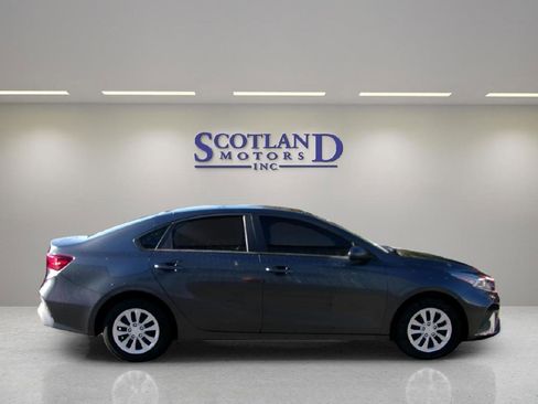 Used 2024 Kia Forte LX image 5