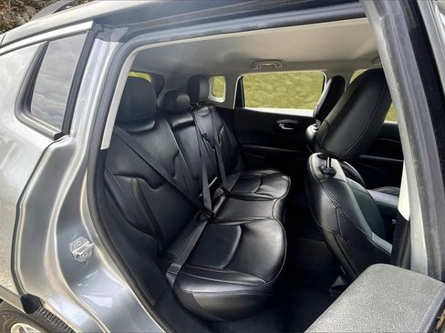 Used 2020 Jeep Compass Limited image 26