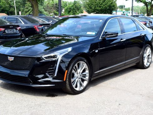 Used 2019 Cadillac CT6 Platinum image 3