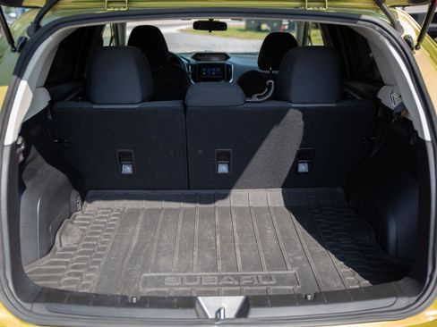 Used 2022 Subaru Crosstrek 2.0i Premium image 24