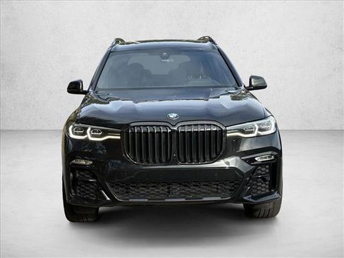 Used 2022 BMW X7 xDrive40i w/ M Sport Package image 4