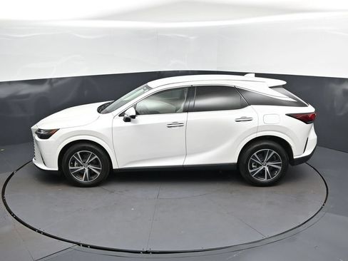 Used 2024 Lexus RX 350 FWD w/ Technology Package image 32