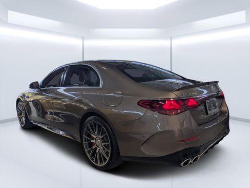 New 2026 Mercedes-Benz E 53 AMG e 4MATIC Sedan image 8