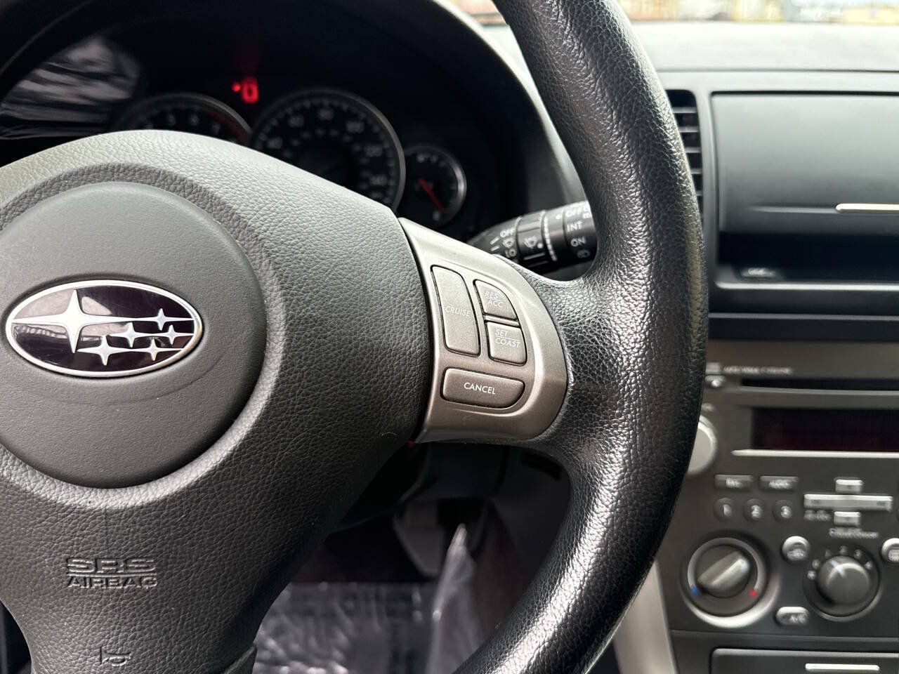 Used 2009 Subaru Outback 2.5i Special Edition AWD/4WD image 31
