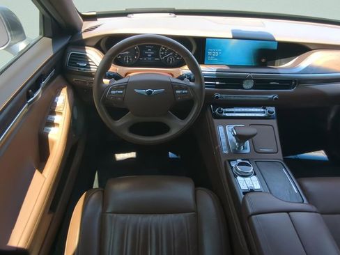 Used 2021 Genesis G90 3.3T Premium RWD image 11