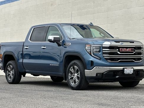 Certified 2024 GMC Sierra 1500 SLT RWD image 1