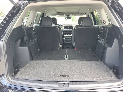 Certified 2024 Volkswagen Atlas SE w/ Panoramic Sunroof Package FWD image 15