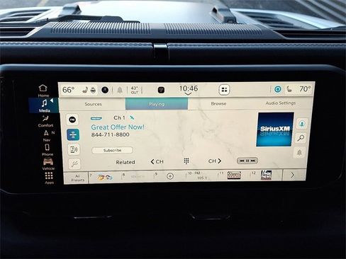 Used 2025 Jeep Wrangler Unlimited Rubicon 4xe image 23