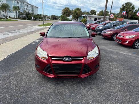 Used 2014 Ford Focus SE image 3