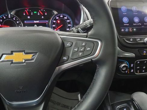 Used 2023 Chevrolet Equinox LT AWD/4WD image 17