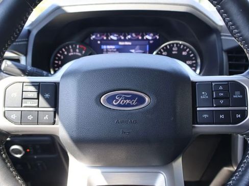 Used 2024 Ford Expedition XLT AWD/4WD image 20