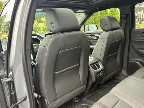 Used 2023 Chevrolet Blazer Premier w/ Driver Confidence II Package AWD/4WD image 16
