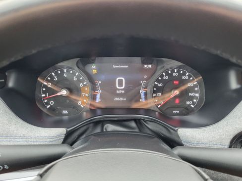Used 2025 Jeep Compass Latitude AWD/4WD image 24