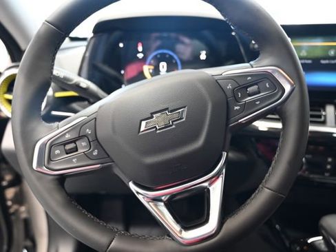 New 2026 Chevrolet Trax ACTIV w/ Driver Confidence Package FWD image 18