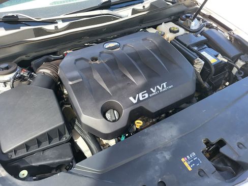 Used 2015 Chevrolet Impala LTZ FWD image 32