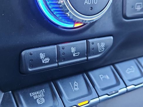 Used 2022 GMC Sierra 2500 AT4 w/ AT4 Preferred Package image 29