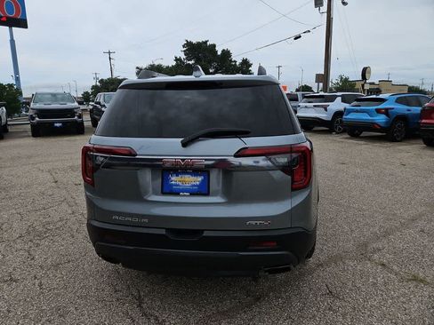 Used 2023 GMC Acadia AT4 w/ Technology Package AWD/4WD image 7