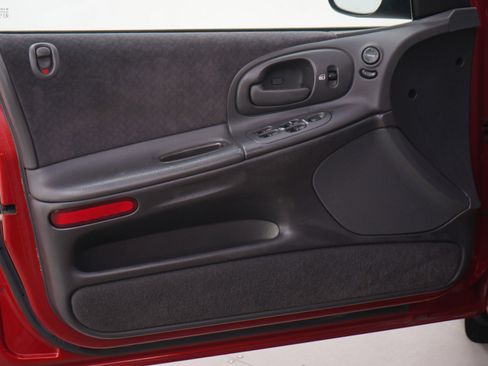 Used 2000 Dodge Intrepid FWD image 18