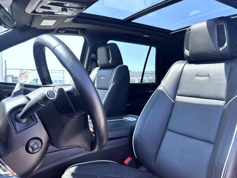 Certified 2024 Cadillac Escalade Premium Luxury w/ Performance Package AWD/4WD image 20
