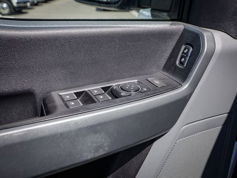 Used 2023 Ford F350 XLT w/ 360-Degree Camera Package AWD/4WD image 16