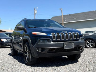 Used 2018 Jeep Cherokee Trailhawk