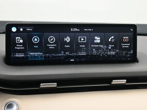 Used 2023 Genesis GV70 2.5T w/ Advanced Package image 15