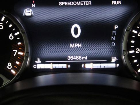 Used 2021 Jeep Renegade Latitude image 32