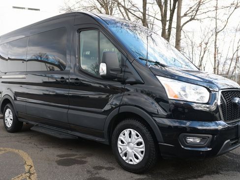 Used 2022 Ford Transit 350 XLT image 9