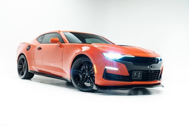 Used 2019 Chevrolet Camaro SS RWD image 5