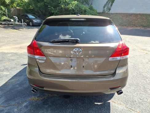 Used 2011 Toyota Venza w/ Premium Pkg #2 FWD image 4