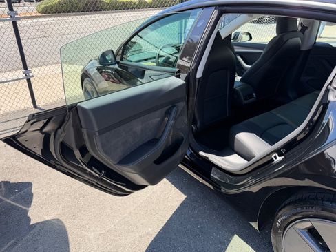 Used 2023 Tesla Model 3 Standard Range RWD image 43