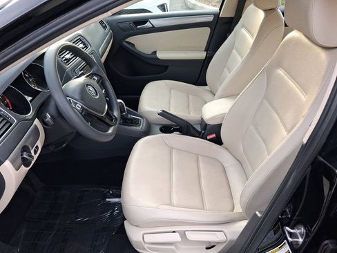 Used 2018 Volkswagen Jetta Wolfsburg Edition FWD image 14