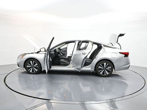 Used 2022 Nissan Altima 2.5 SV image 36