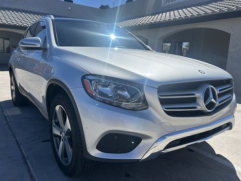 Used 2016 Mercedes-Benz GLC 300 4MATIC w/ Premium Package image 9