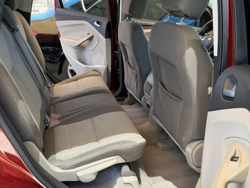 Used 2016 Ford Escape SE FWD image 11