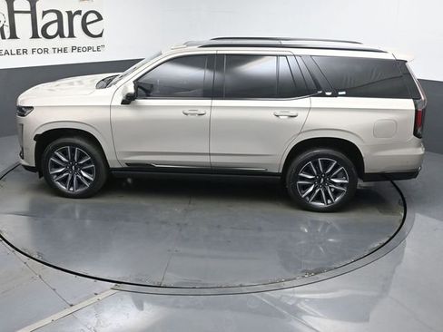 Used 2021 Cadillac Escalade Sport w/ Driver Assist Tech Package AWD/4WD image 44