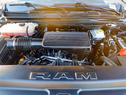 Certified 2025 RAM 1500 Tradesman w/ Night Edition image 26