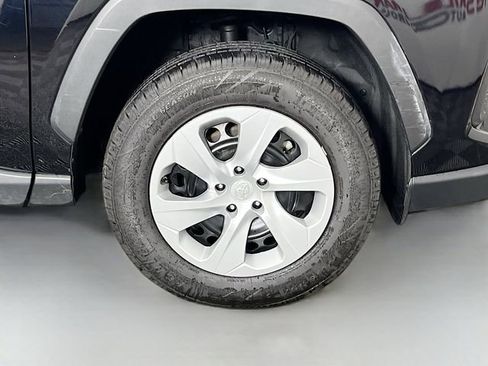 Used 2024 Toyota RAV4 LE image 34