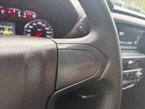Used 2018 Chevrolet Silverado 1500 LS AWD/4WD image 17