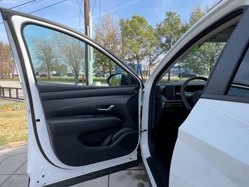 Used 2026 Hyundai Tucson SEL FWD image 36