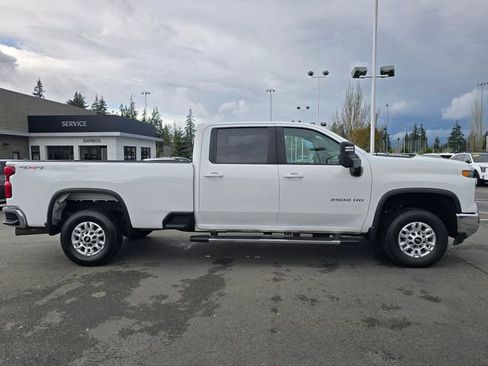 Certified 2025 Chevrolet Silverado 2500 LT w/ Safety Package AWD/4WD image 7