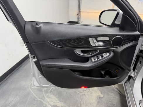 Used 2016 Mercedes-Benz C 300 4MATIC Sedan image 10