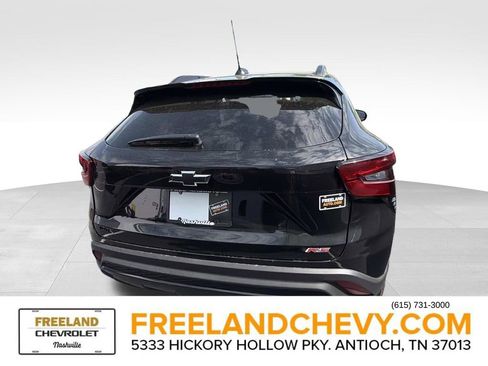 New 2026 Chevrolet Trax RS FWD image 3